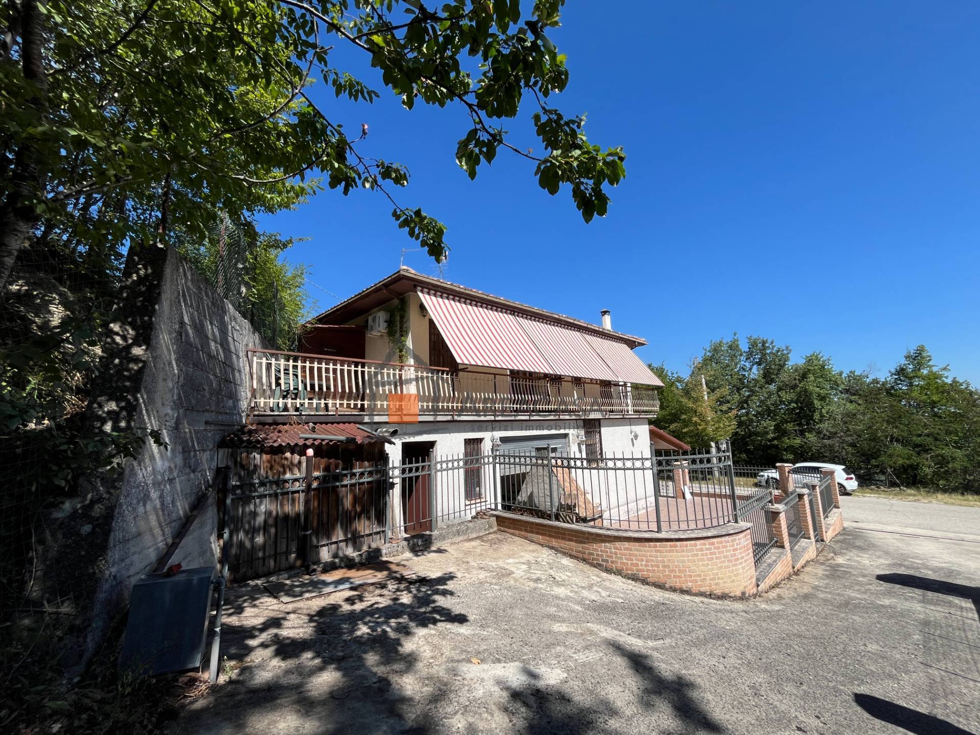 Casa singola in vendita a Civitella del Tronto, Gabbiano