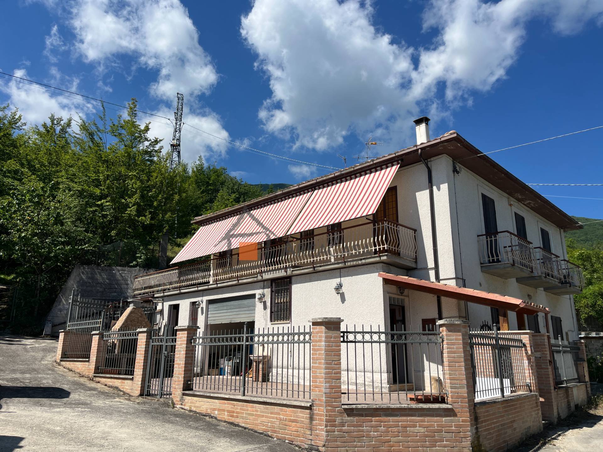 Casa singola in vendita a Civitella del Tronto, Gabbiano