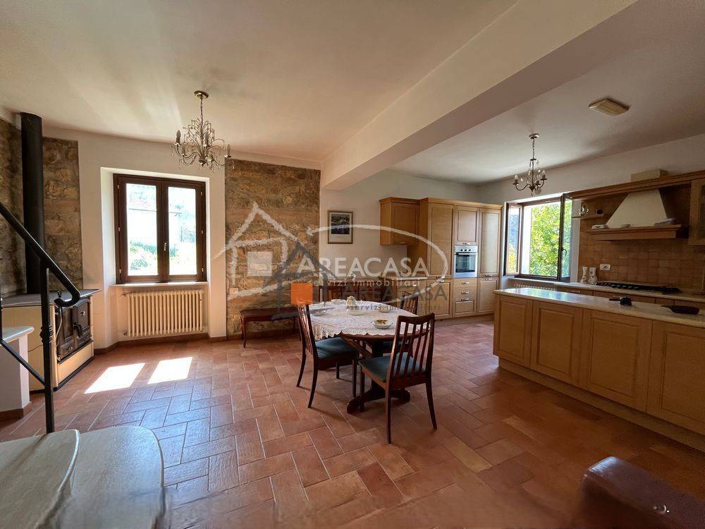 Casa singola in vendita a Acquasanta Terme, Paggese