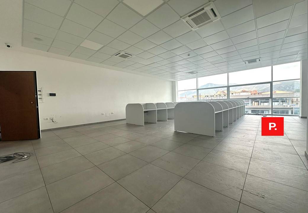 Studio/Ufficio in affitto a Curti