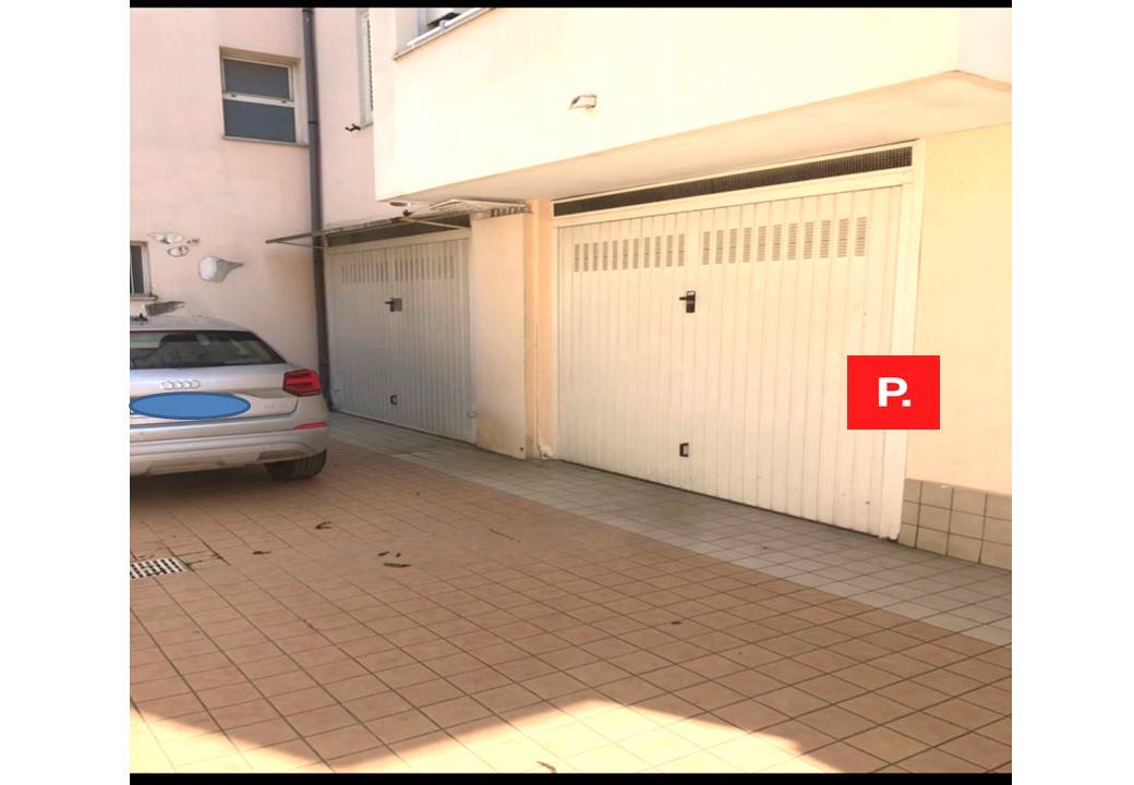 Box o garage in vendita a Santa Maria Capua Vetere
