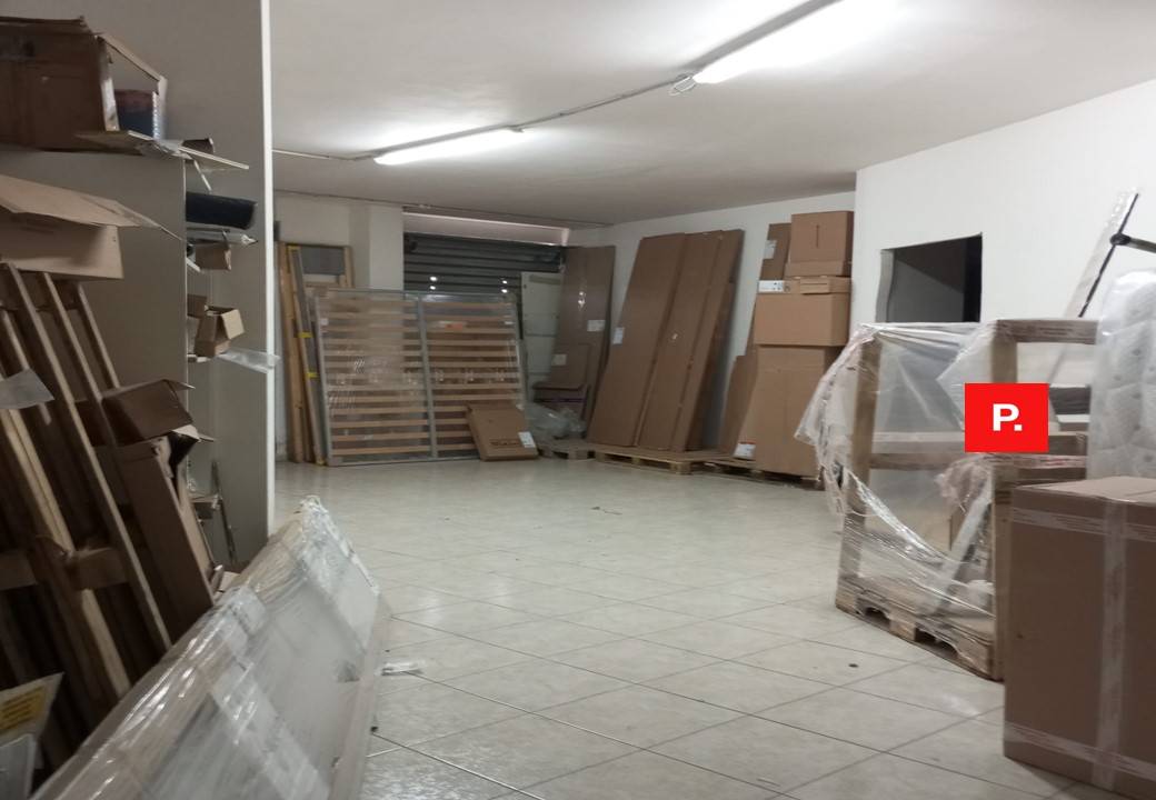 box auto in vendita a Santa Maria Capua Vetere