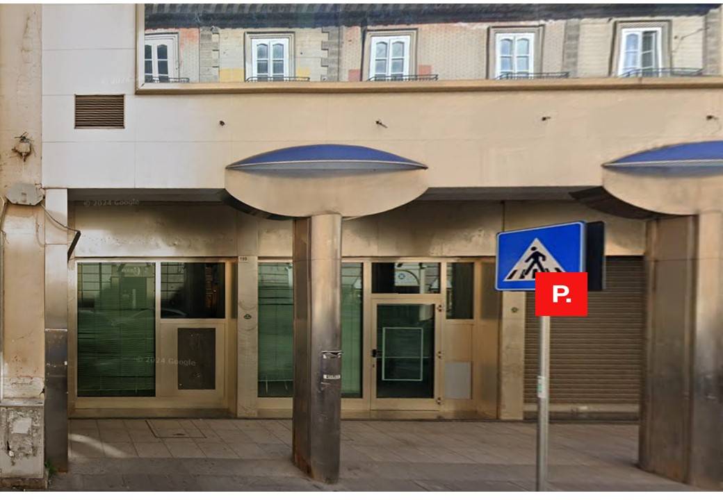 Locale commerciale in affitto a Santa Maria Capua Vetere
