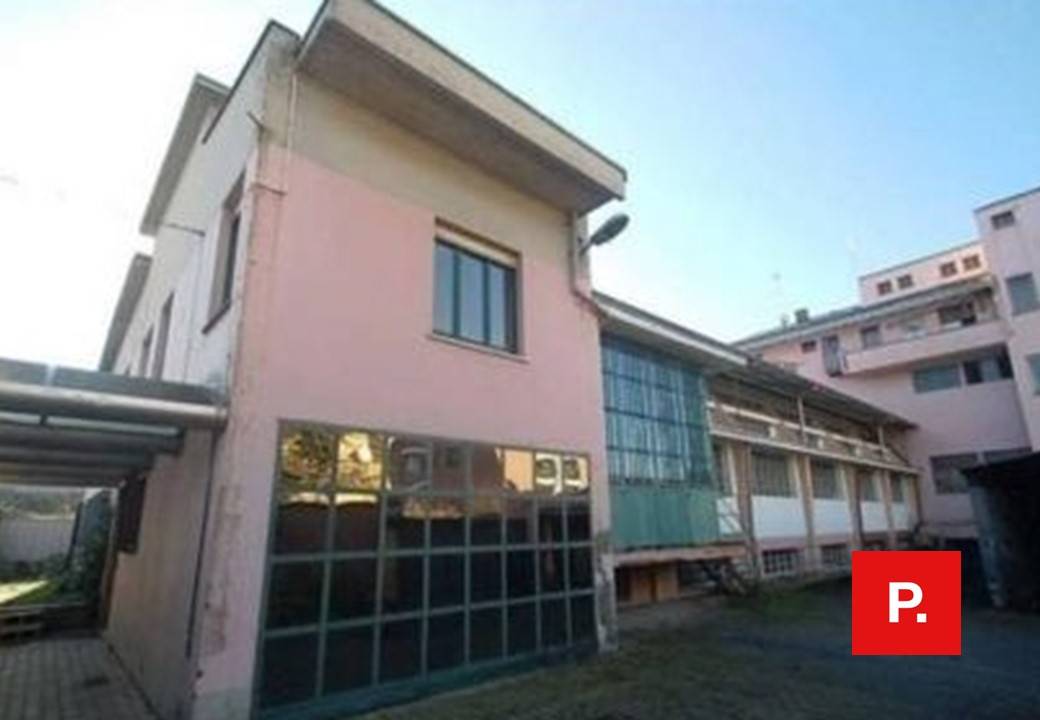 Capannone in vendita a Turbigo