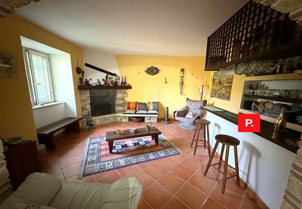 Casa singola in vendita a Castel Campagnano