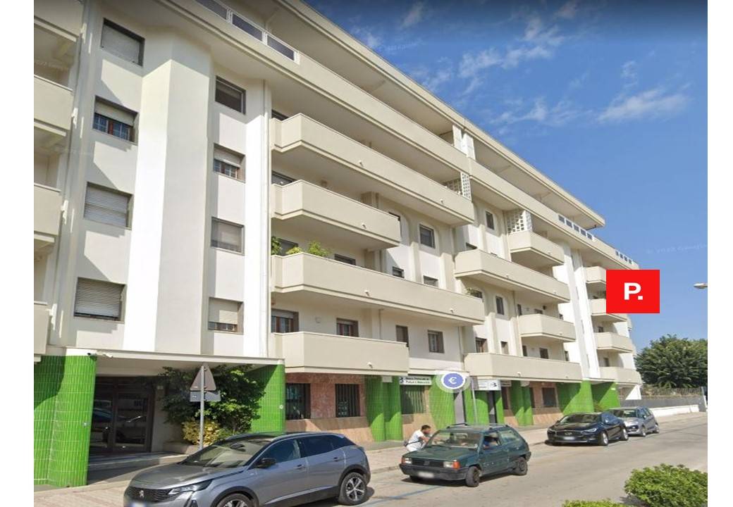 Box o garage in vendita a Santa Maria Capua Vetere