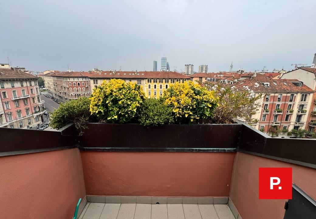 Mansarda in affitto a Milano, Centro Storico