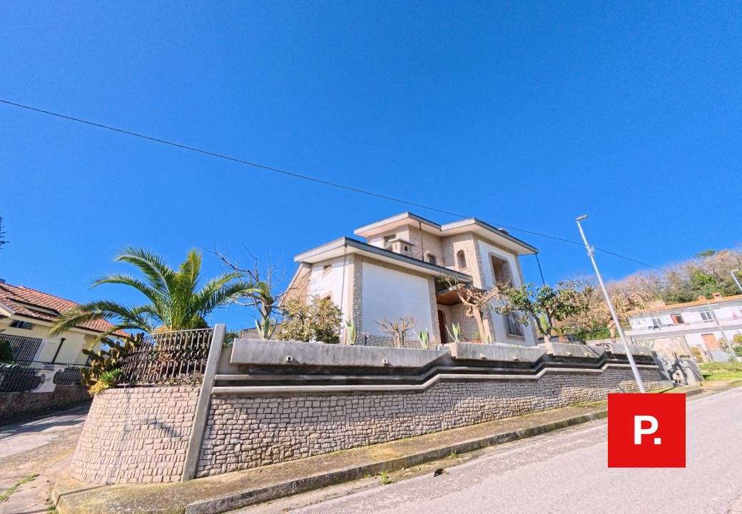 Villa in vendita a Carinola, Casale