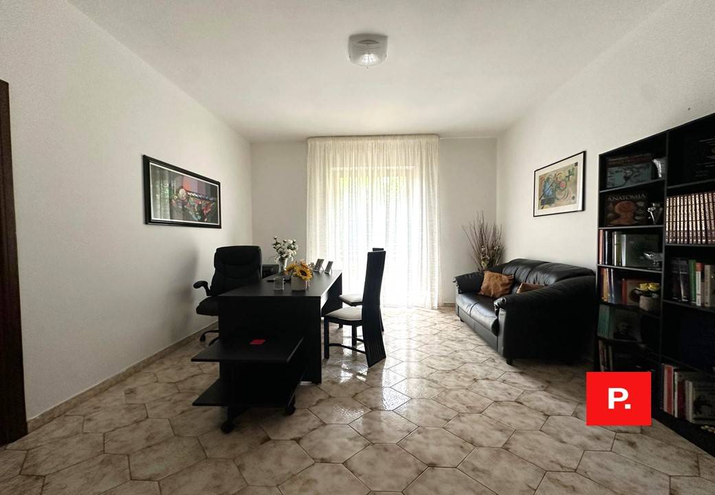 Studio/Ufficio in affitto a Santa Maria Capua Vetere