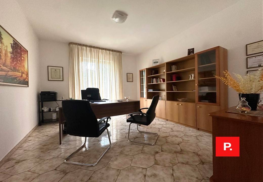 Studio/Ufficio in affitto a Santa Maria Capua Vetere