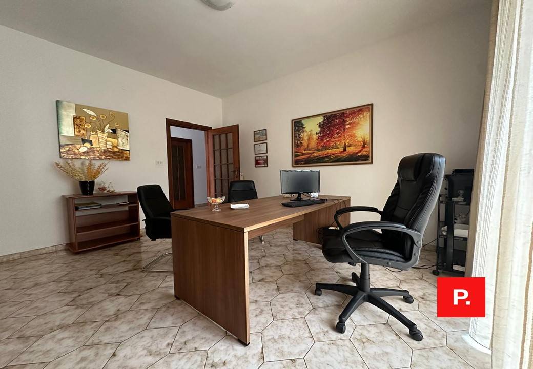 Studio/Ufficio in affitto a Santa Maria Capua Vetere