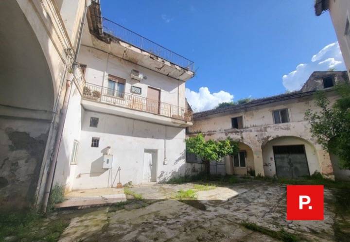 Casa singola in vendita a Santa Maria Capua Vetere