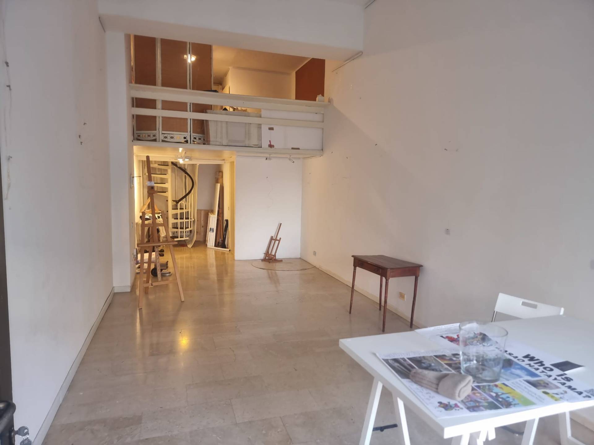 Locale commerciale in vendita a Milano, V Giornate