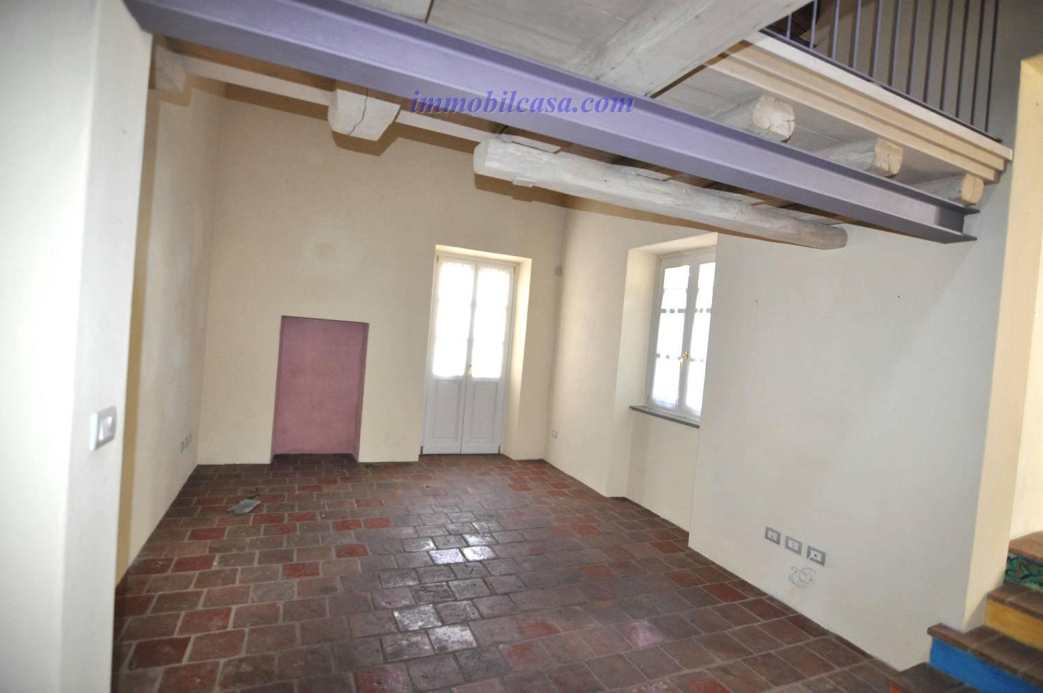 Trilocale con box a Cuneo