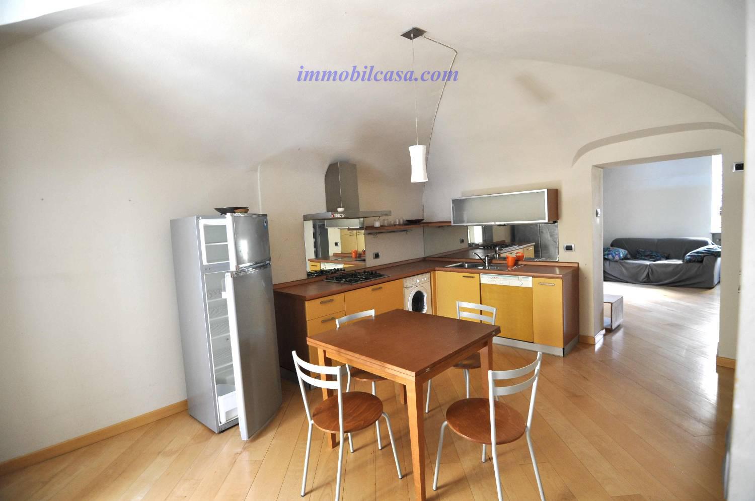 Trilocale arredato in affitto a Cuneo