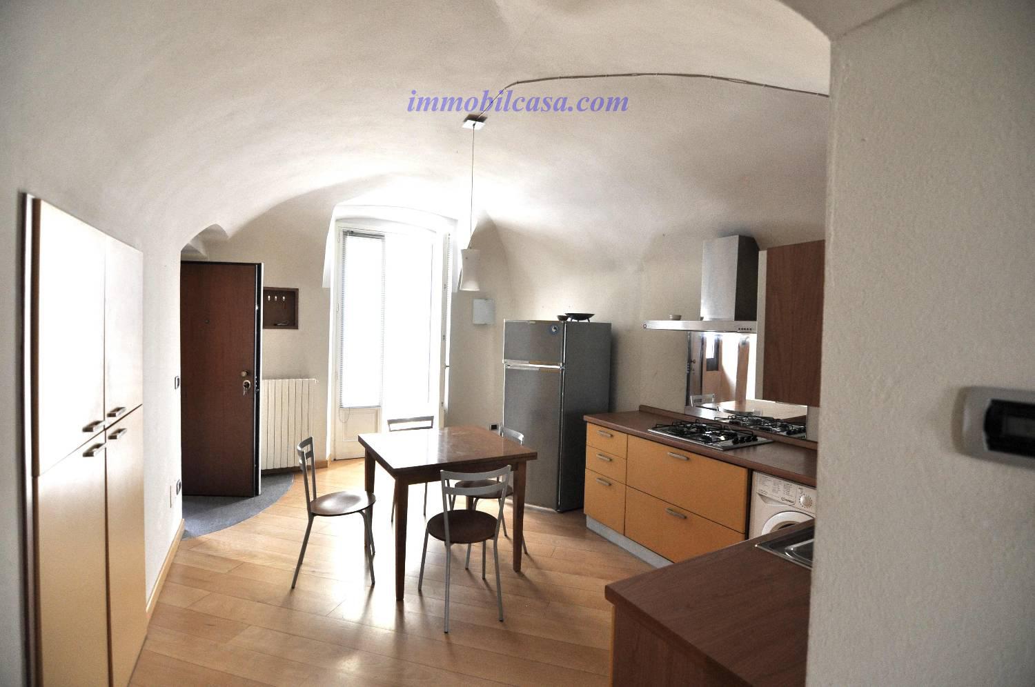 Trilocale arredato in affitto a Cuneo