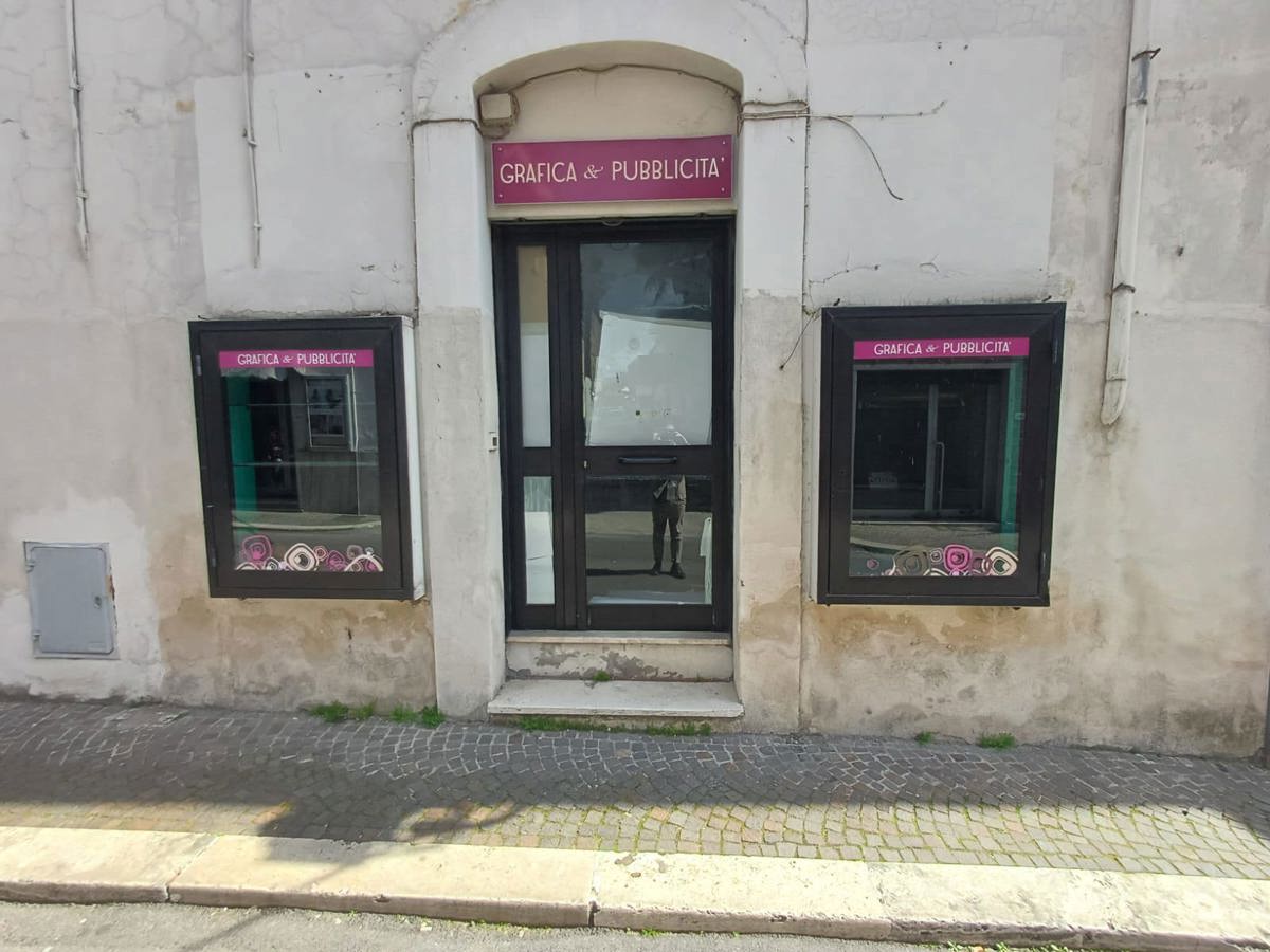 Negozio in vendita a Ceprano