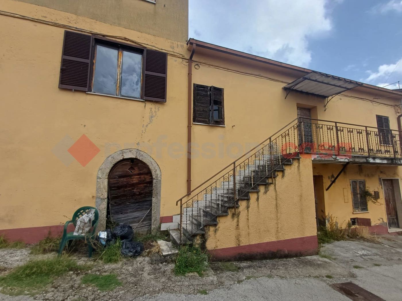 Quadrilocale da ristrutturare a San Giovanni Incarico