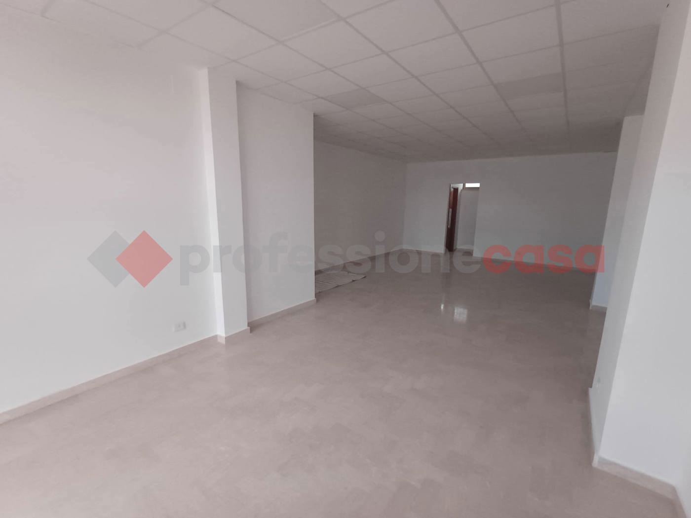 Negozio in affitto a Roccasecca