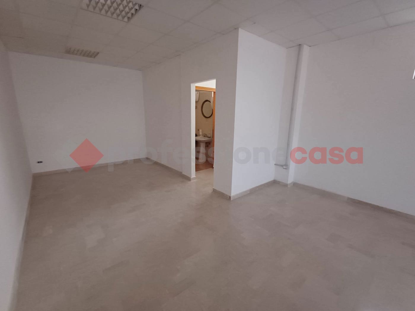 Negozio in affitto a Roccasecca