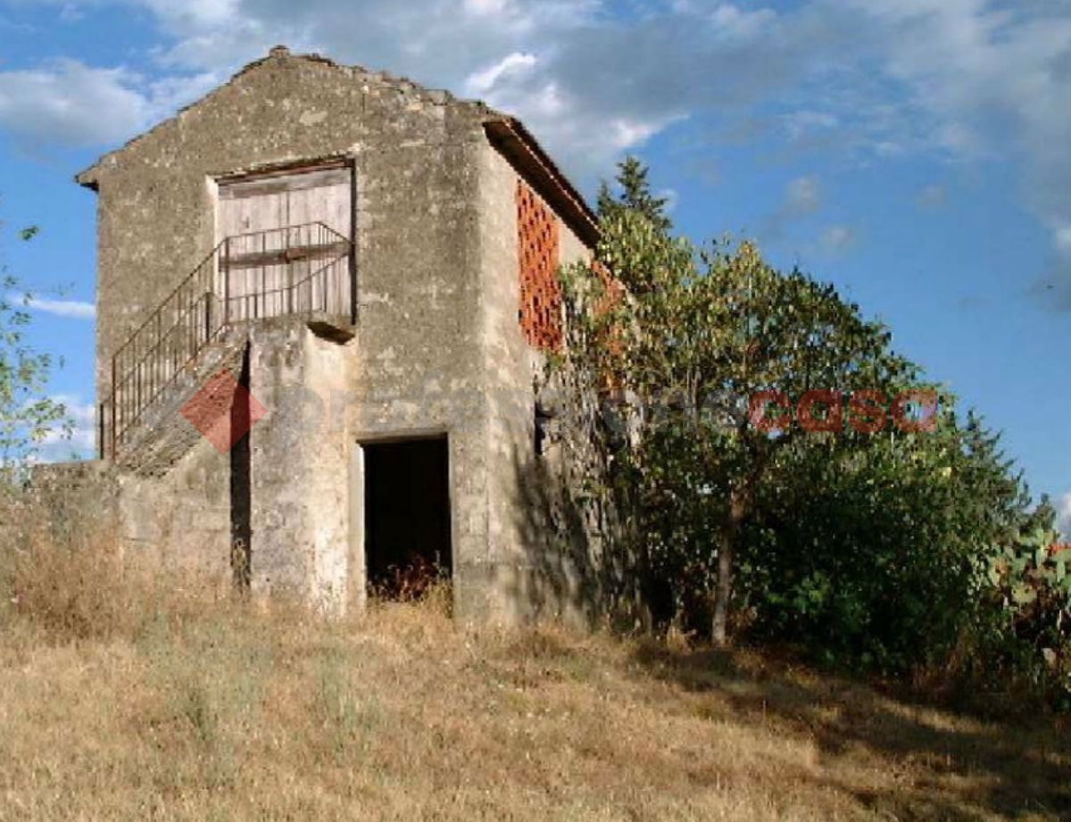 Casa indipendente da ristrutturare a Pico