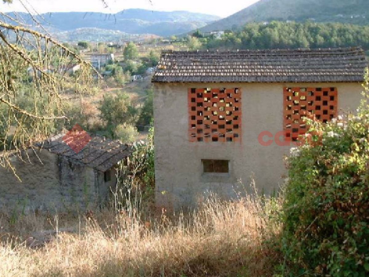 Casa indipendente da ristrutturare a Pico