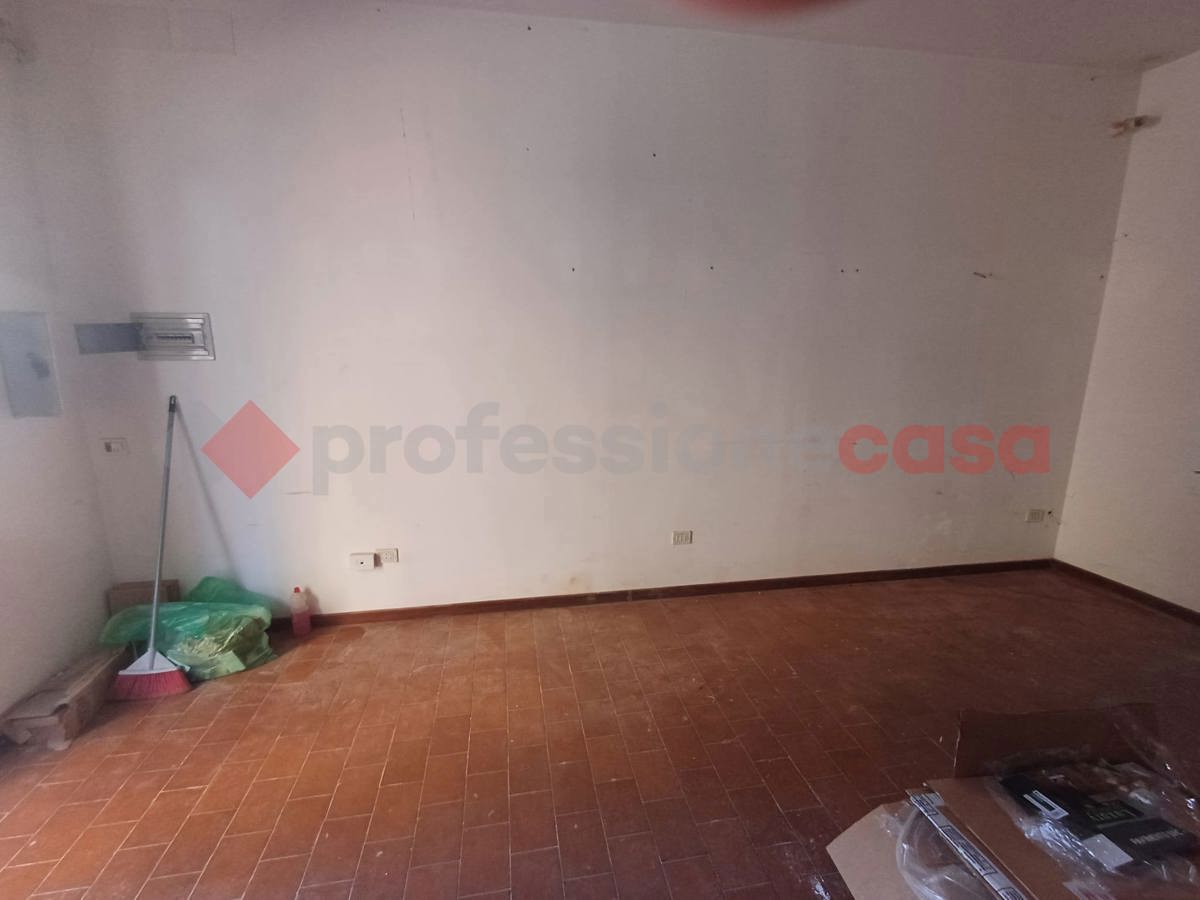 Negozio in affitto a Ceprano
