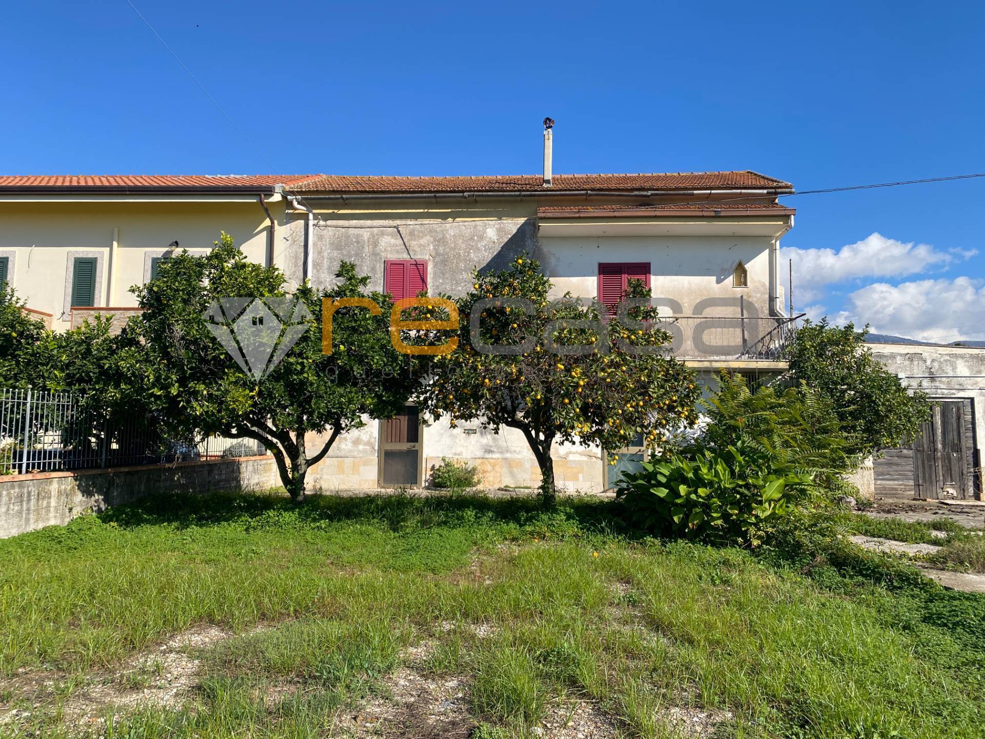 Casa semindipendente in vendita a Montecorvino Rovella, Macchia
