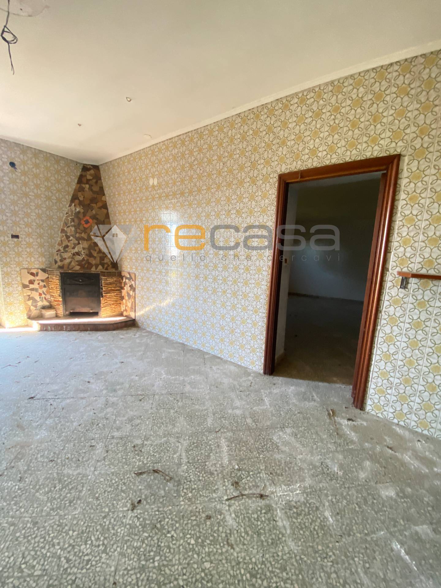 Casa semindipendente in vendita a Montecorvino Rovella, Macchia