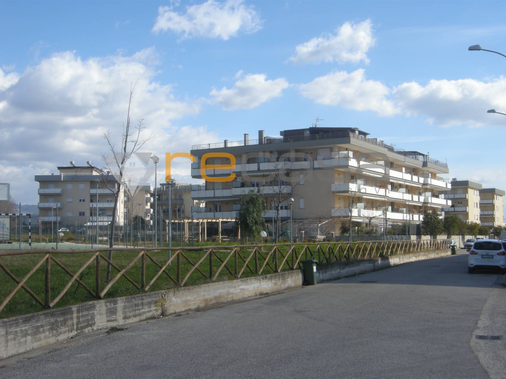 Box o garage in vendita a Montecorvino Pugliano, Bivio Pratole