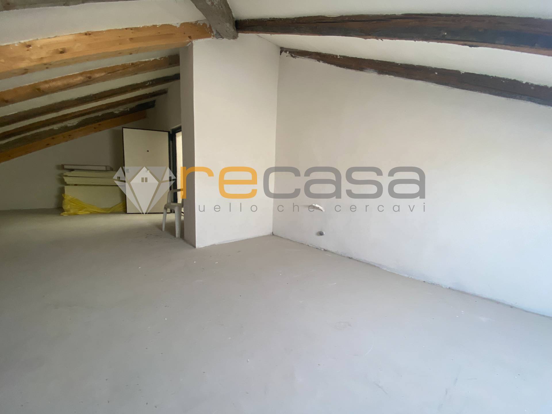 Sottotetto in vendita a Montecorvino Rovella