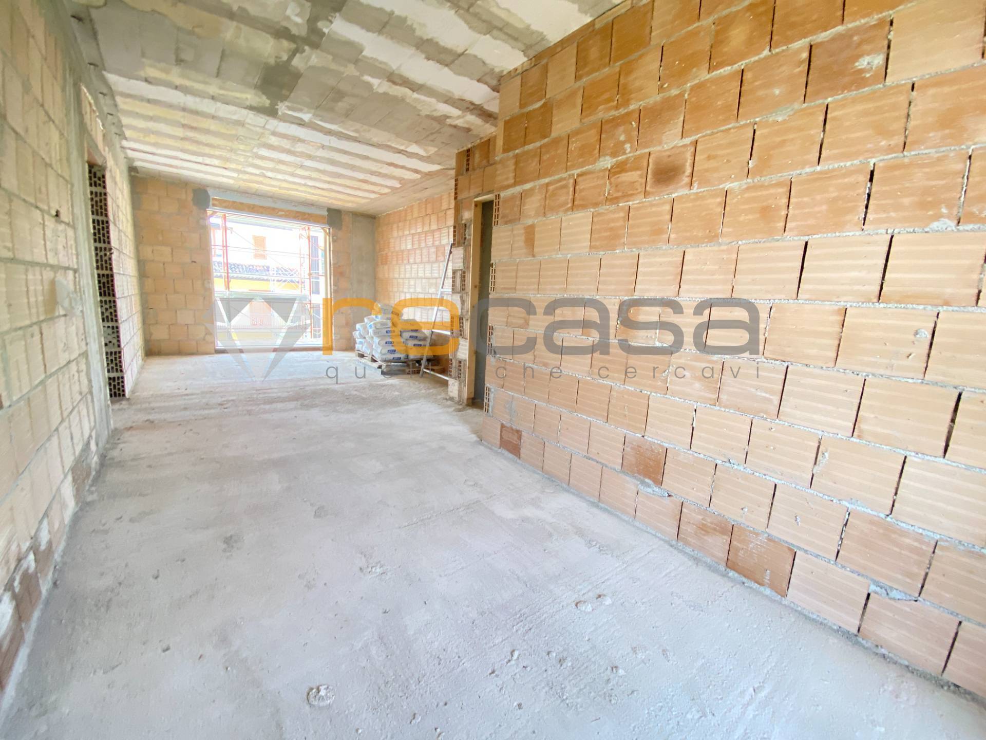 Appartamento con giardino in vendita a Salerno, Fuorni