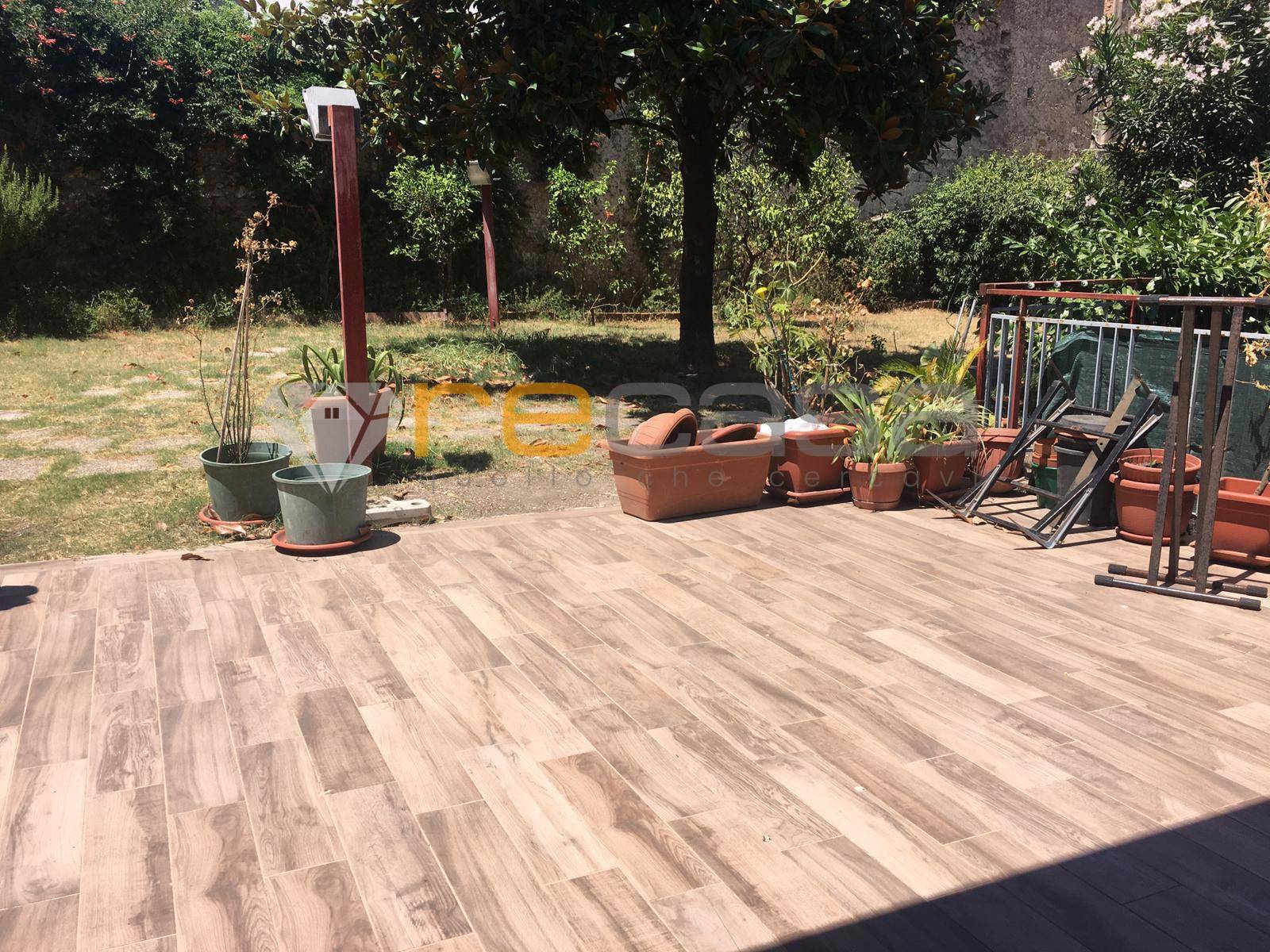 Appartamento con giardino in affitto a Montecorvino Rovella, San Martino