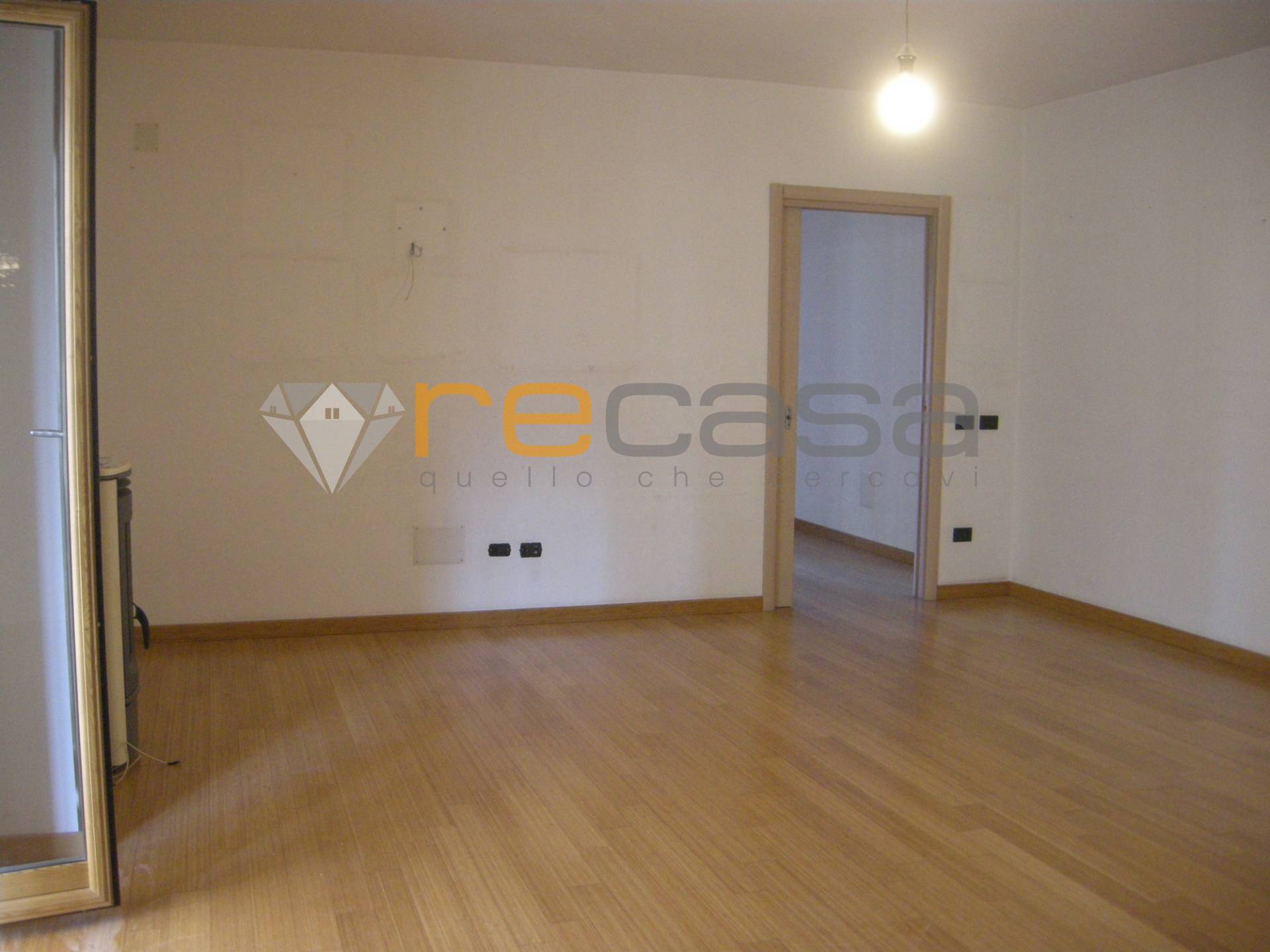 Appartamento in affitto a Battipaglia, centro