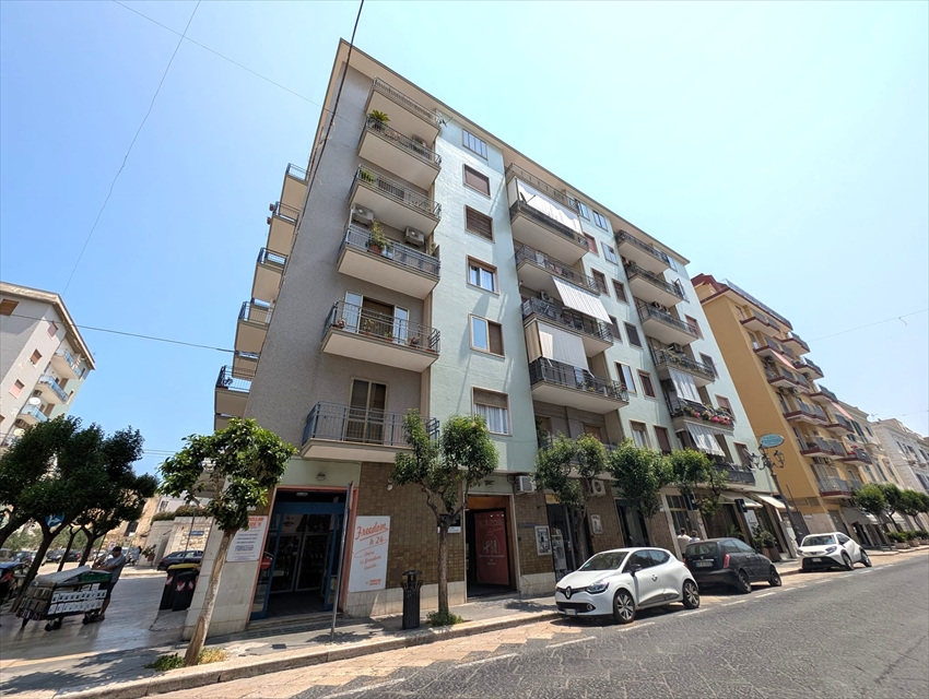 Quadrilocale in vendita in corso vittorio emanuele, Trani