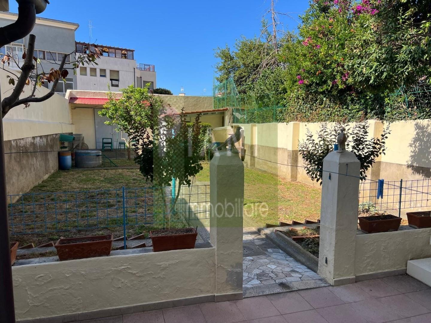 Quadrilocale con giardino, Livorno marconi