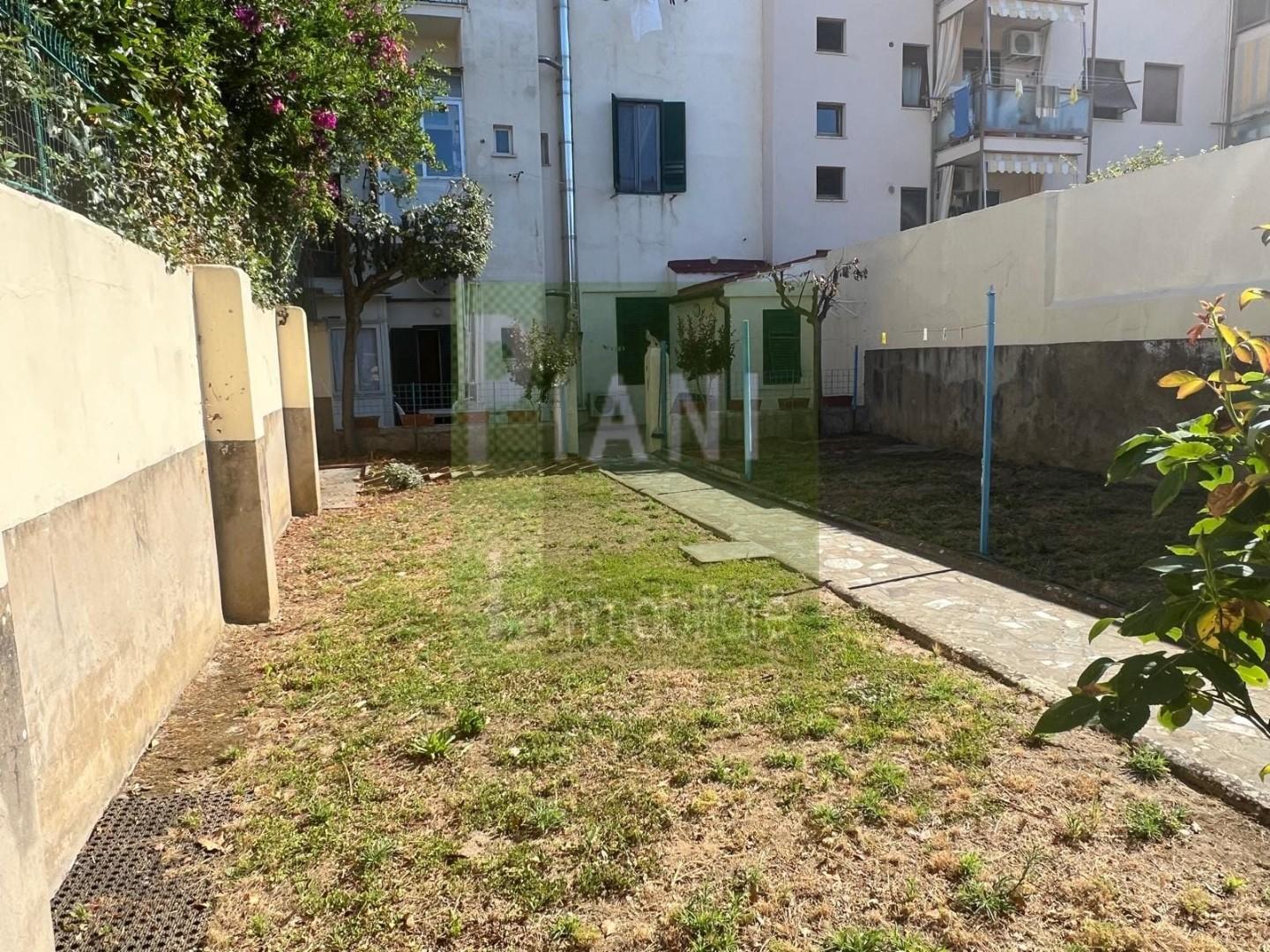 Quadrilocale con giardino, Livorno marconi