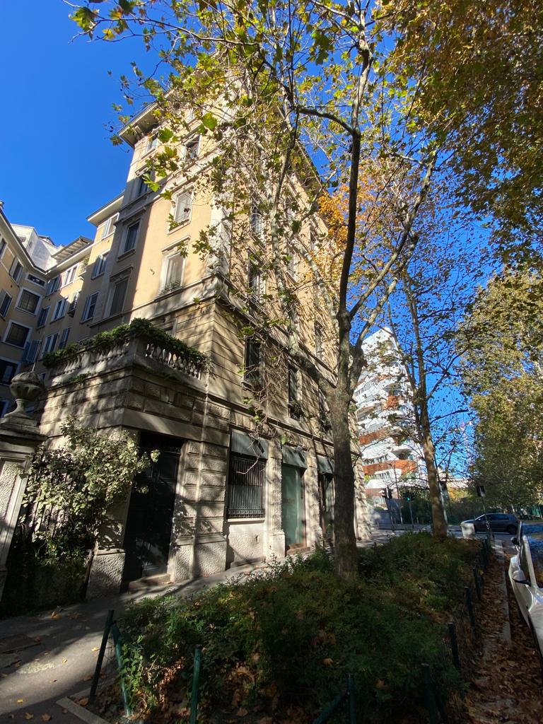 Trilocale arredato in affitto a Milano