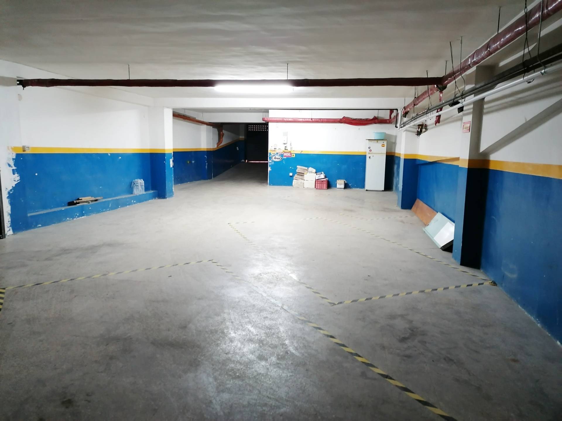 Deposito in vendita a Canosa di Puglia