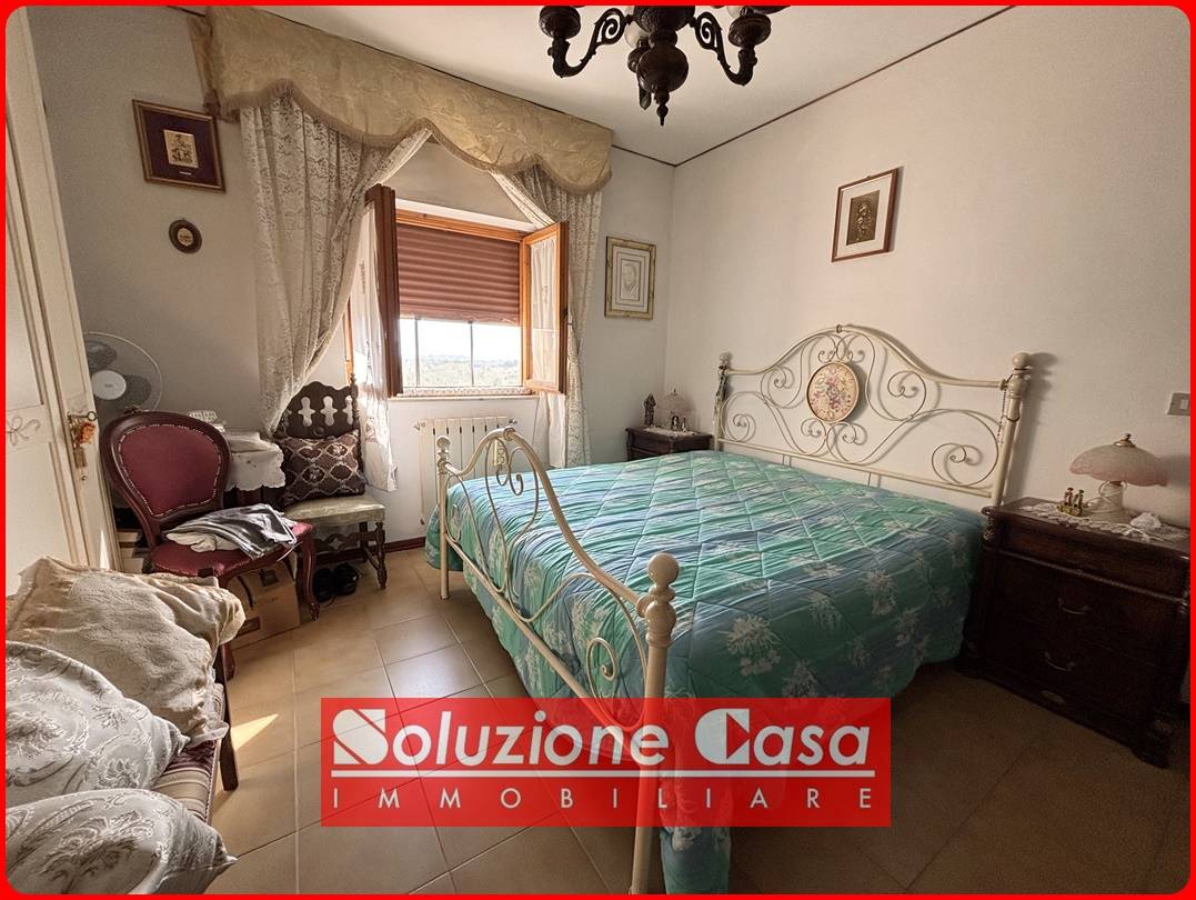 Appartamento in vendita a Canosa di Puglia, zona 167