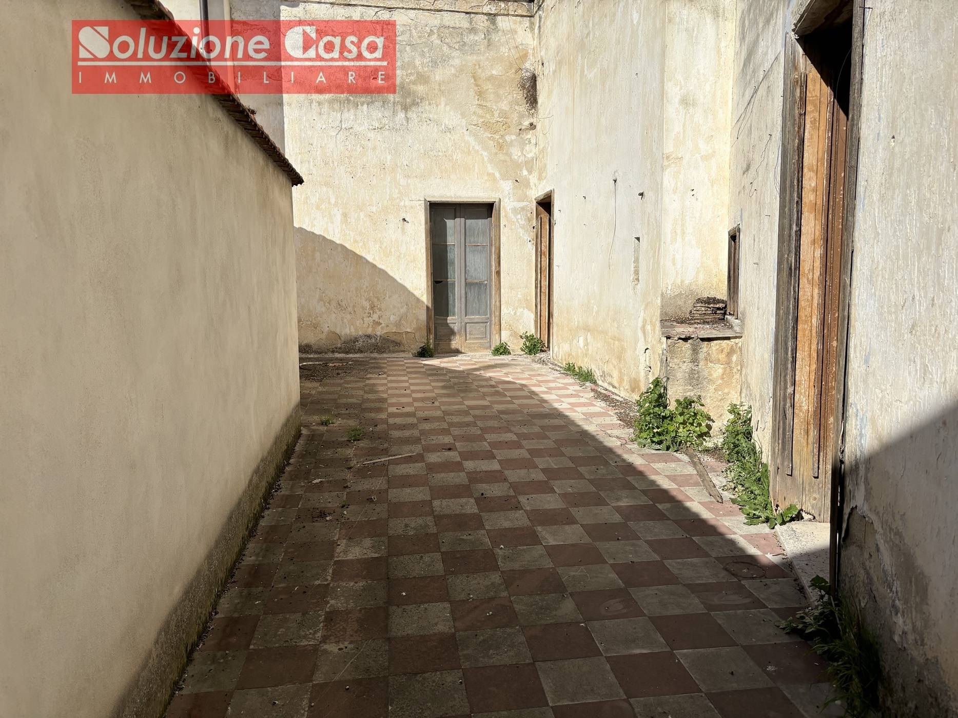 Casa indipendente in vendita a Canosa di Puglia