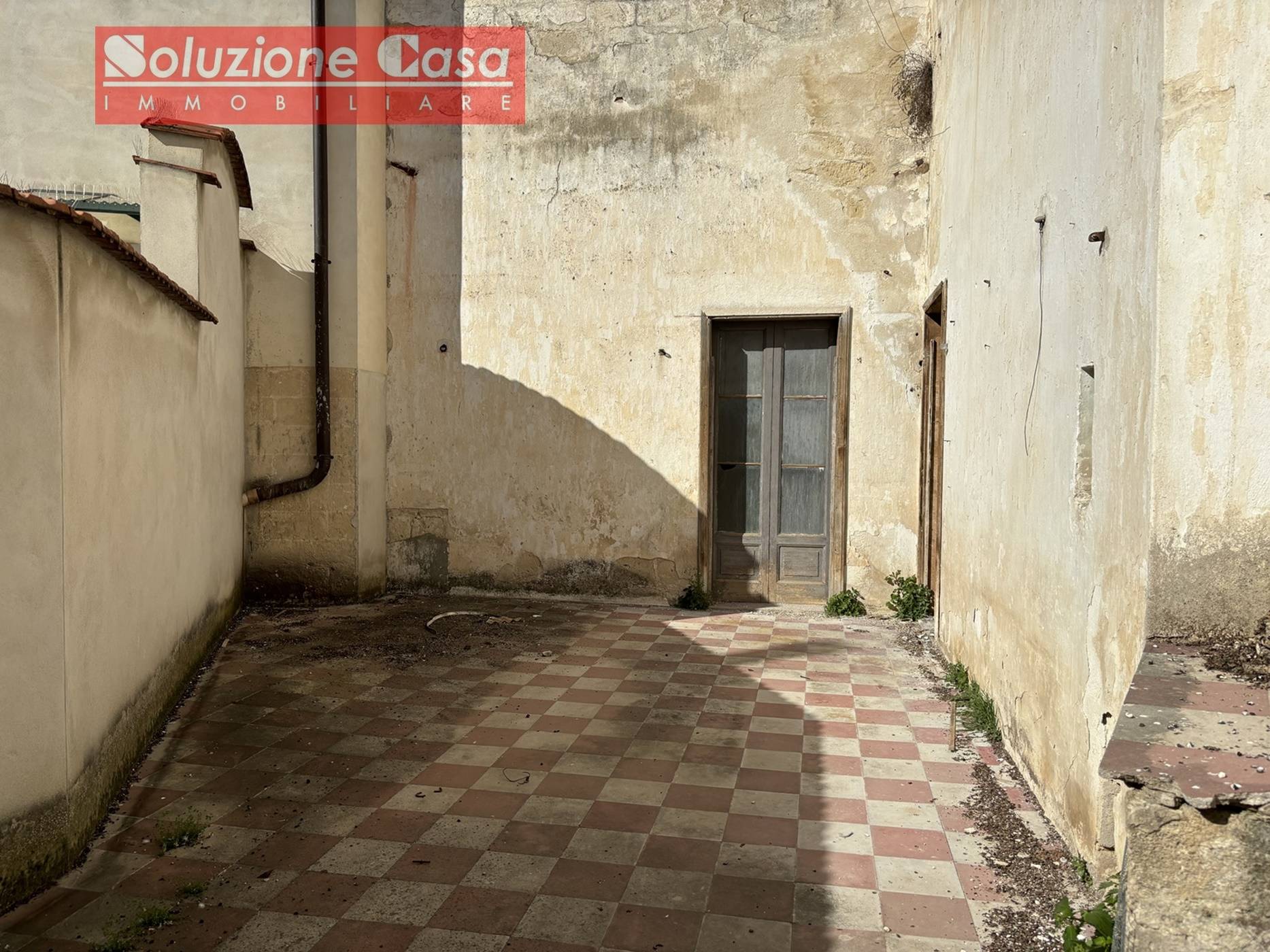 Casa indipendente in vendita a Canosa di Puglia