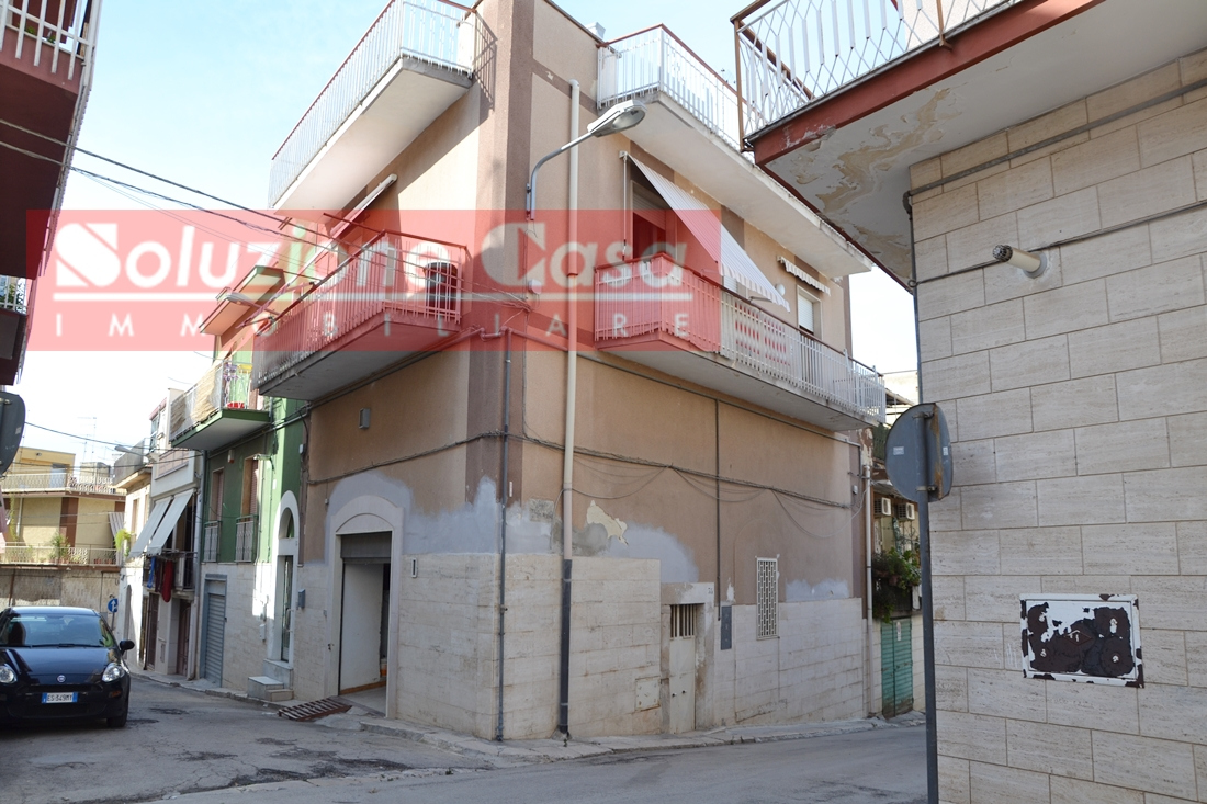 Appartamento indipendente in vendita a Canosa di Puglia