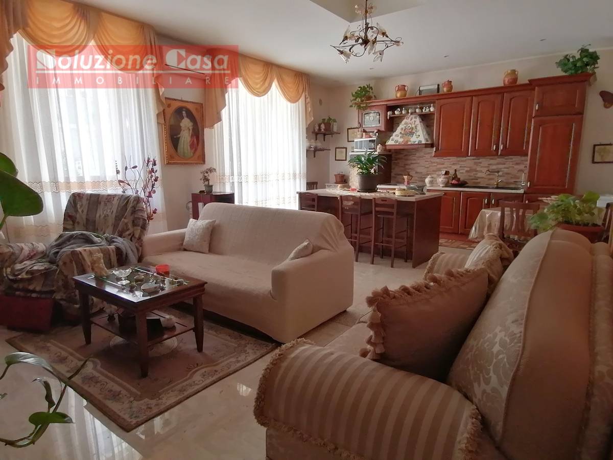 Appartamento indipendente in vendita a Canosa di Puglia