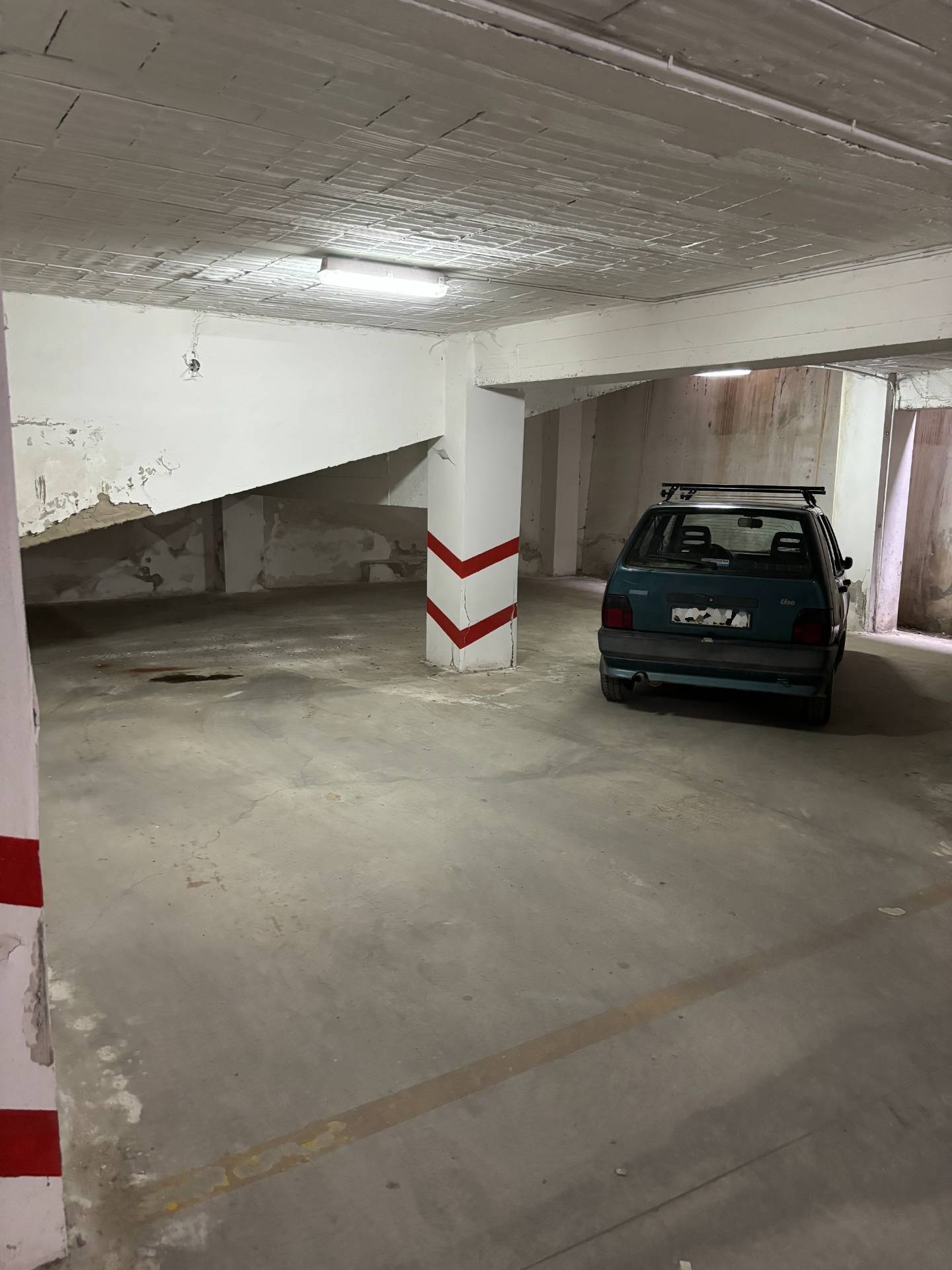 Box o garage in vendita a Canosa di Puglia