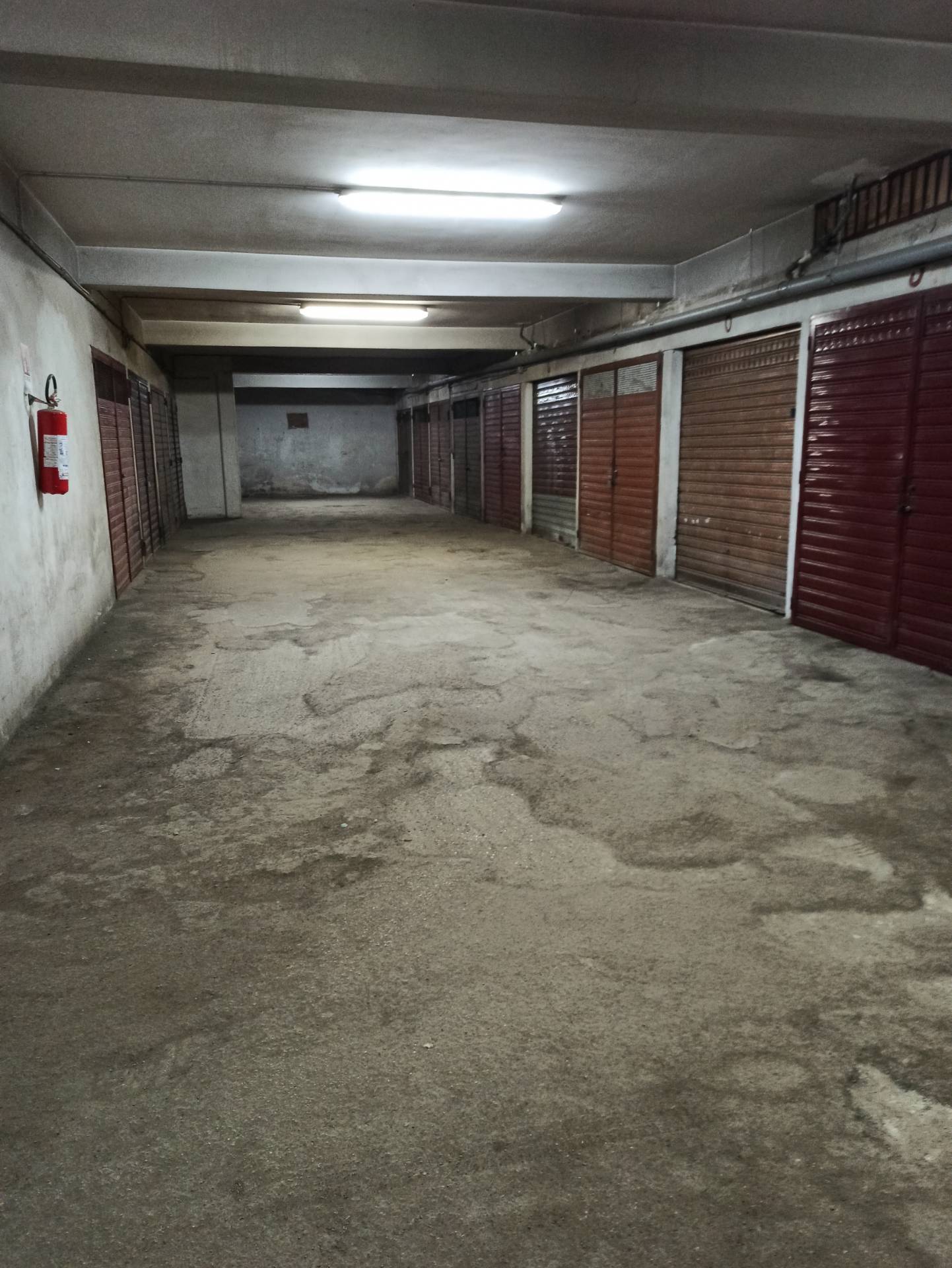 Box o garage in affitto a Canosa di Puglia