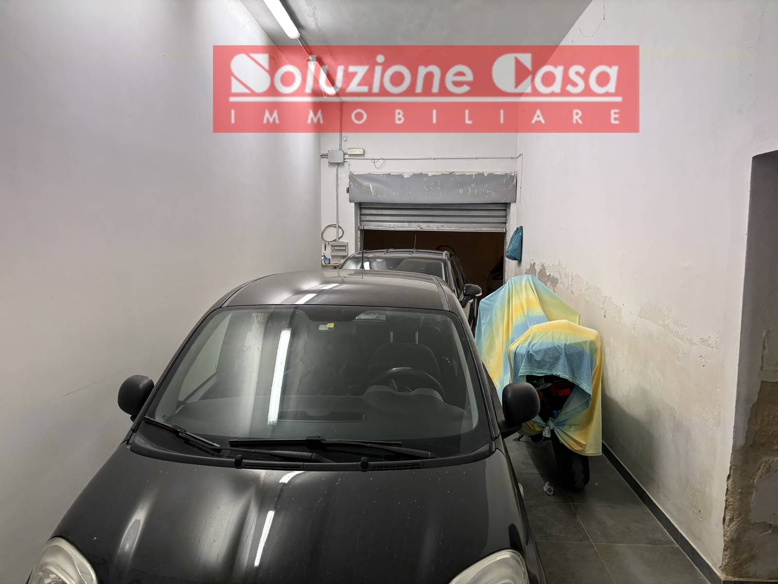 Box o garage in vendita a Canosa di Puglia