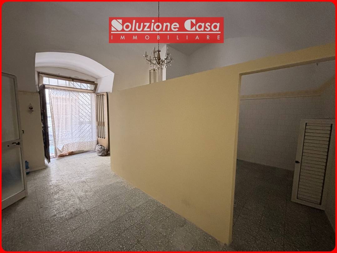 Casa indipendente in vendita a Canosa di Puglia