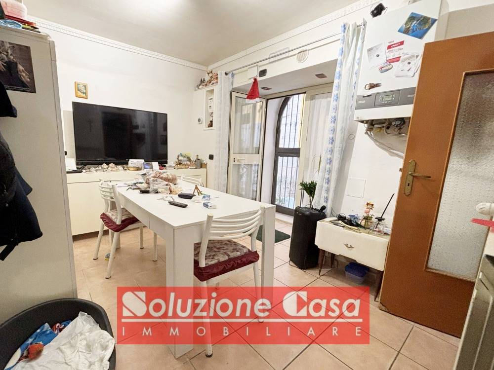 Casa indipendente in vendita a Canosa di Puglia, castello