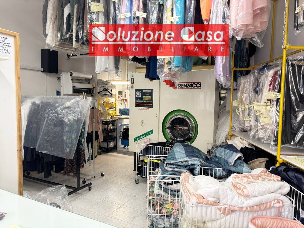 Attivit commerciale in vendita a Canosa di Puglia